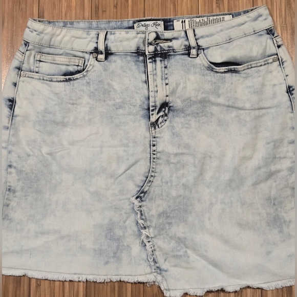 Indigo Rein Denim Blue Skirt - Picture 2 of 8